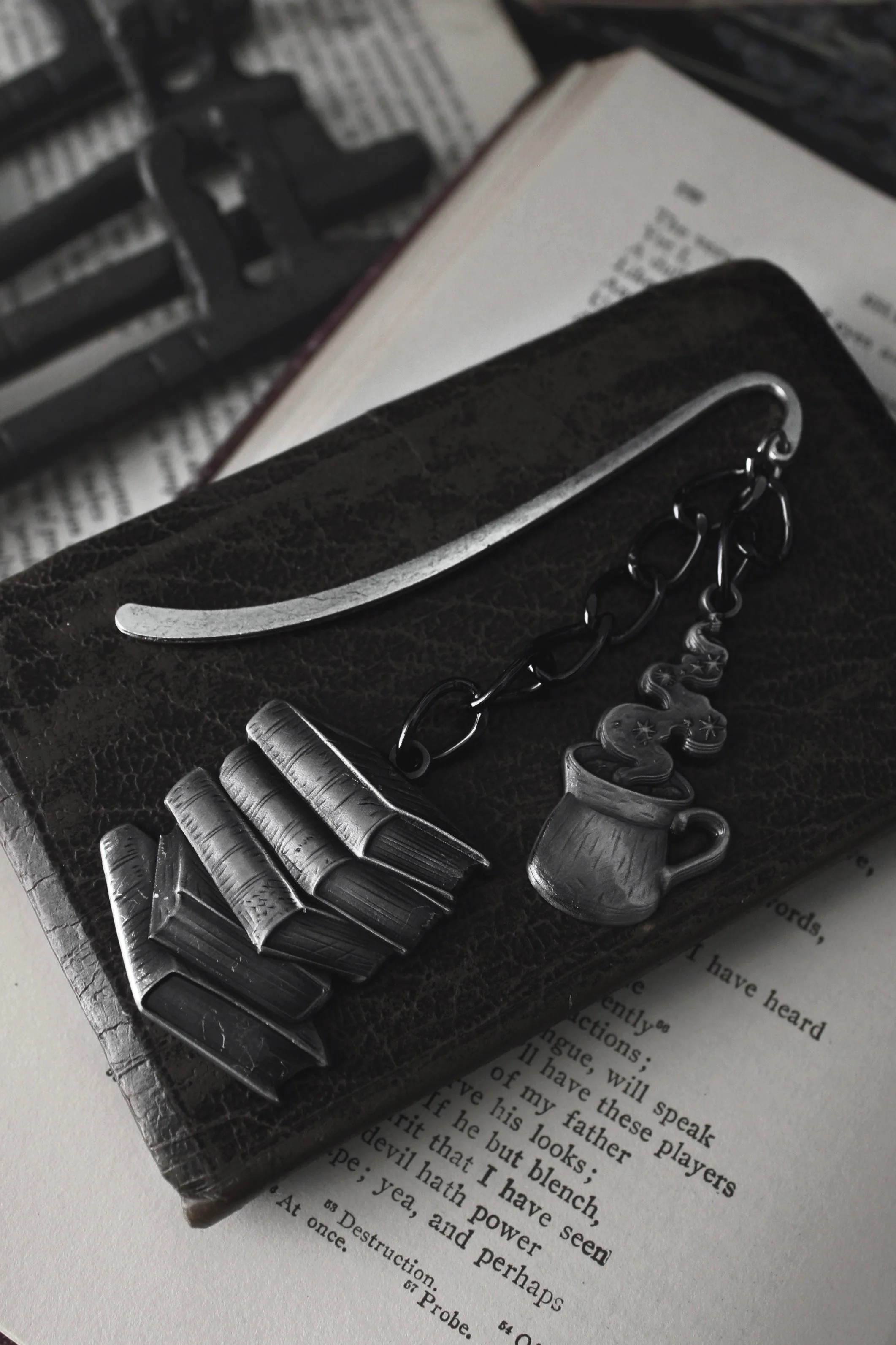 Afternoon Tea Bookmark - Image 2