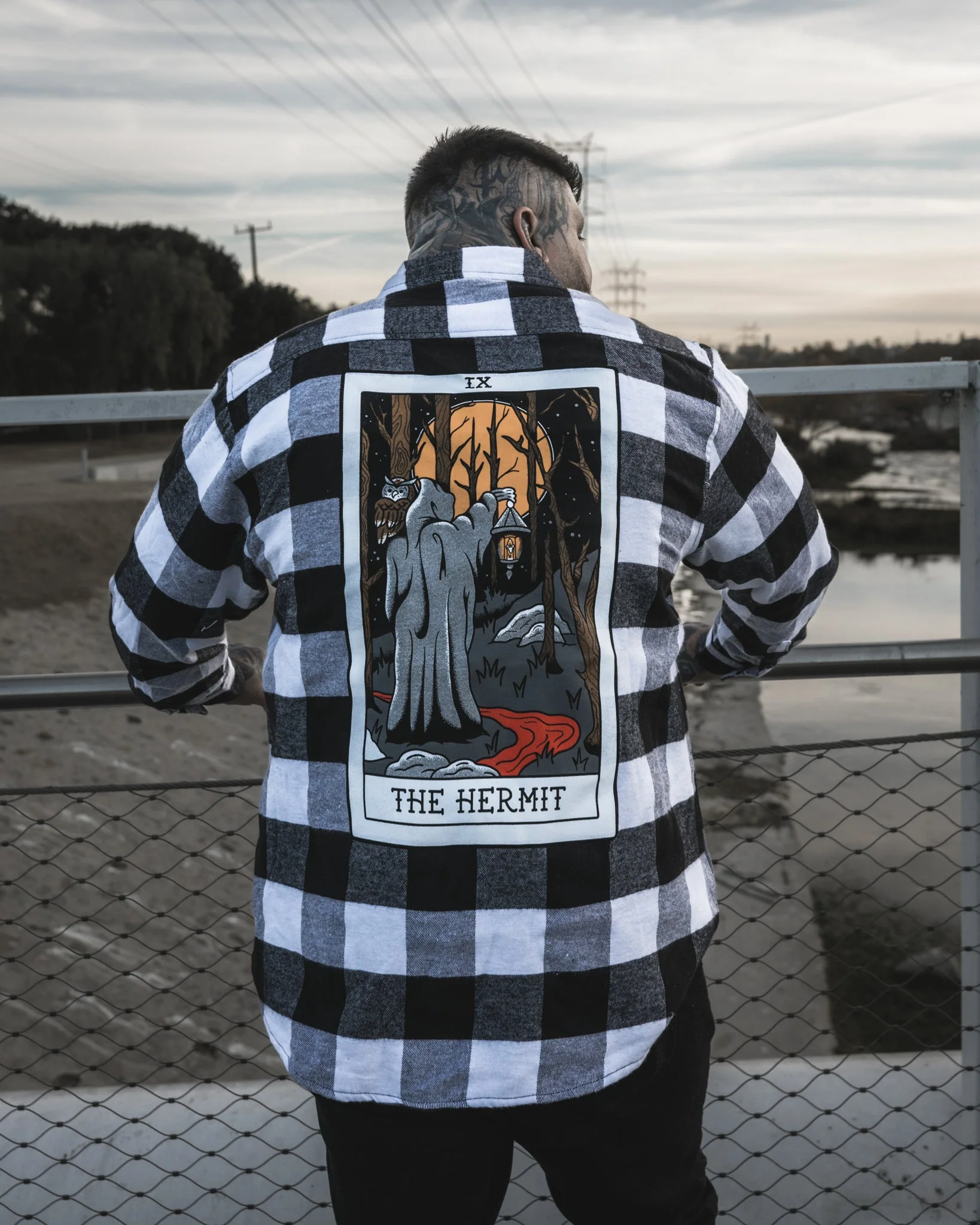 American Traditional Hermit Tarot Flannel - Image 4