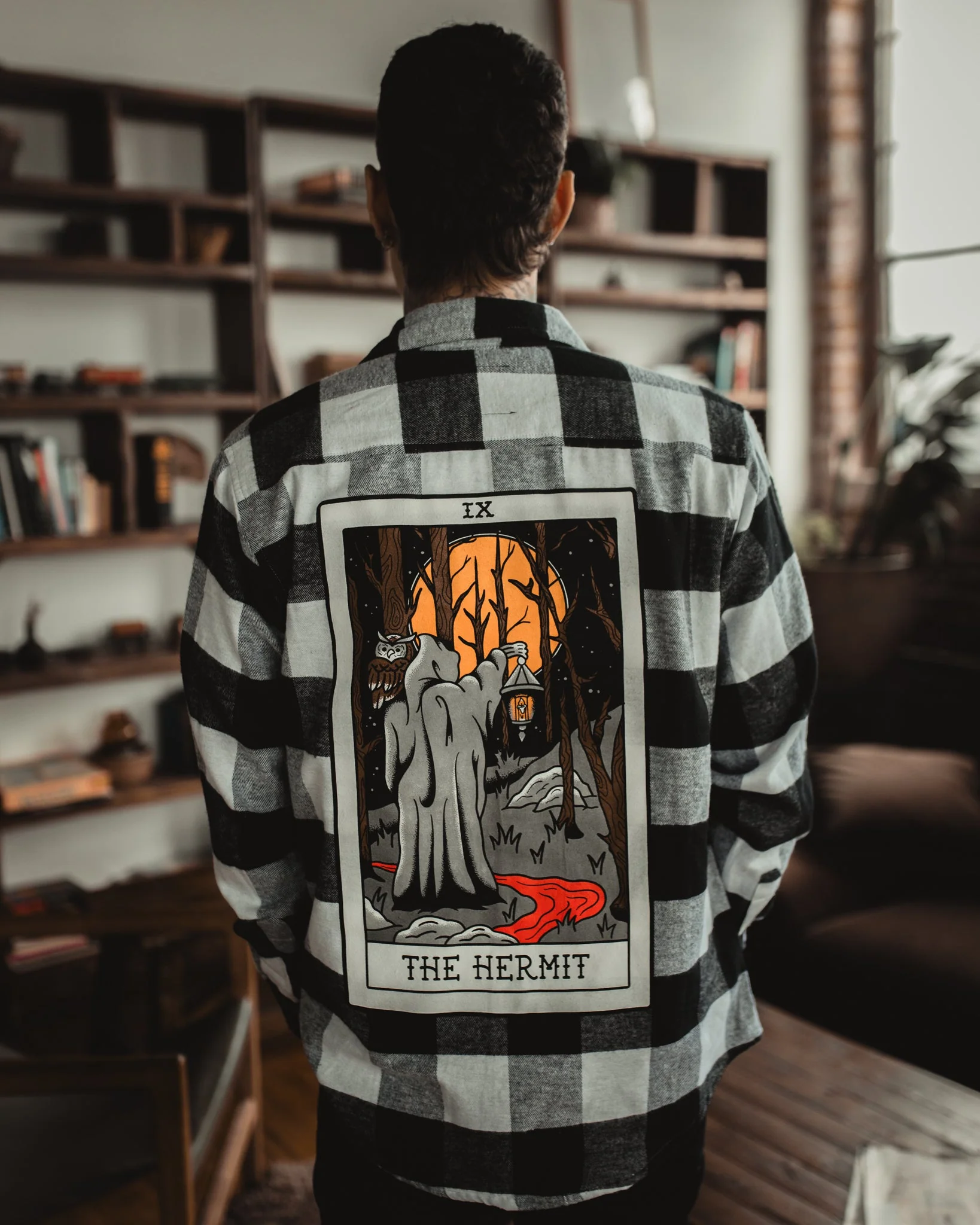 American Traditional Hermit Tarot Flannel - Image 8