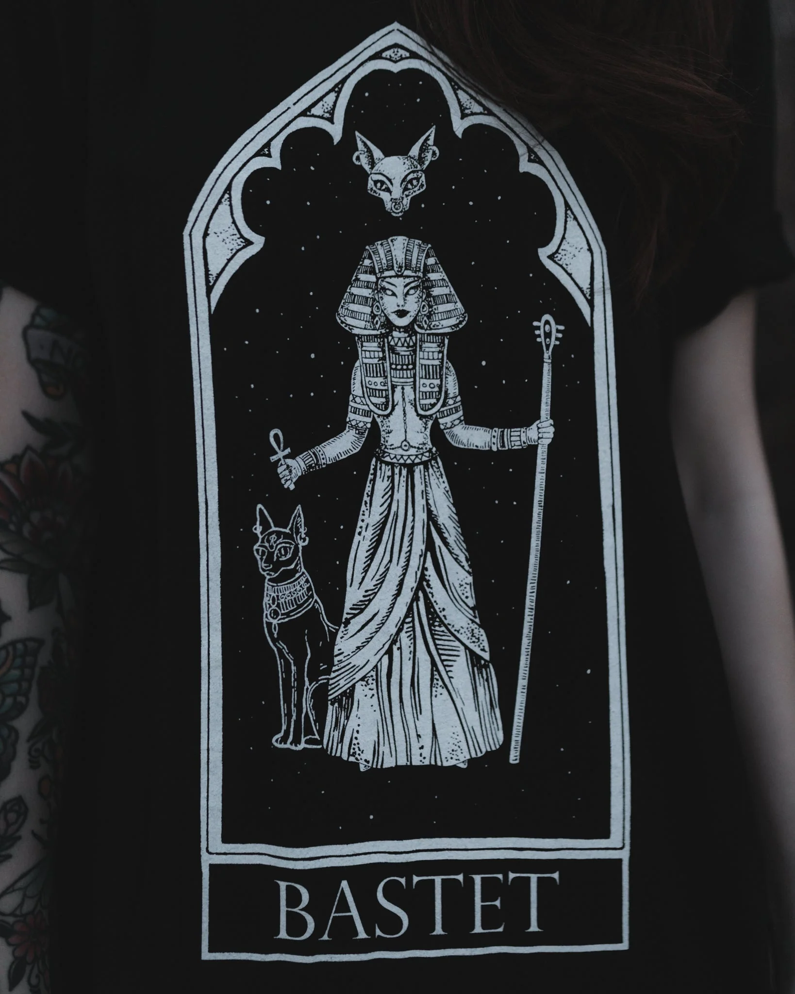 Bastet Oracle T-Shirt - Image 4