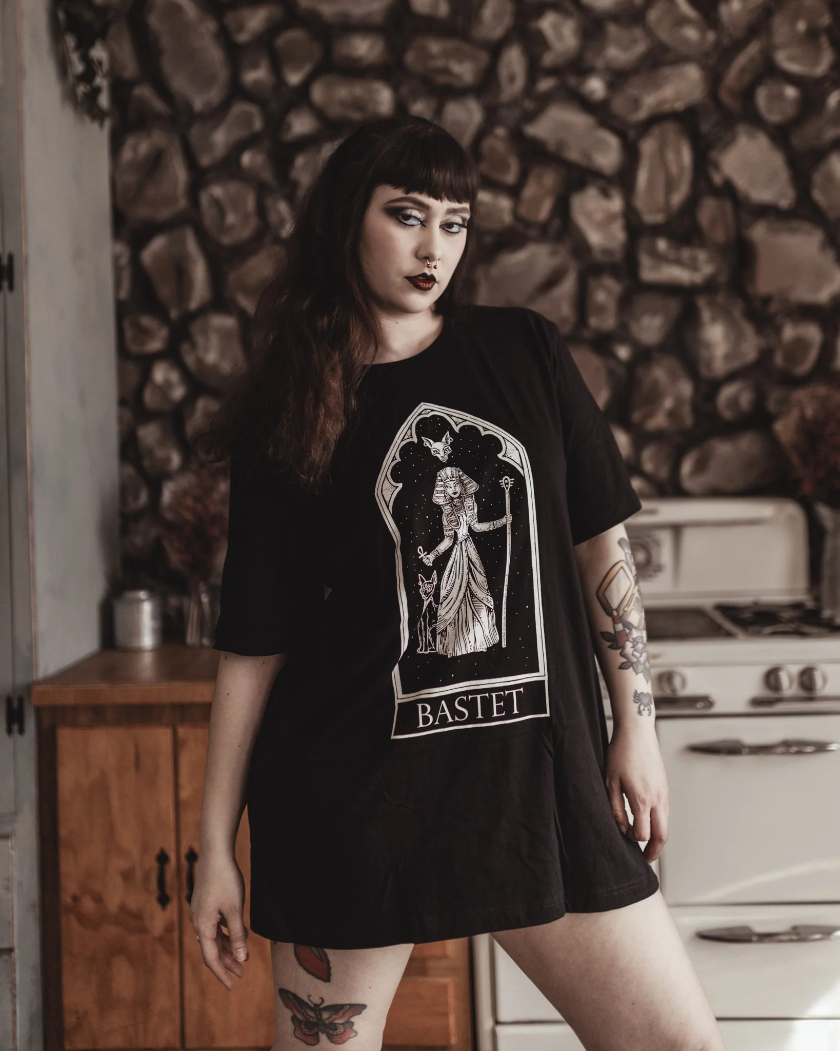 Bastet Oracle T-Shirt - Image 6