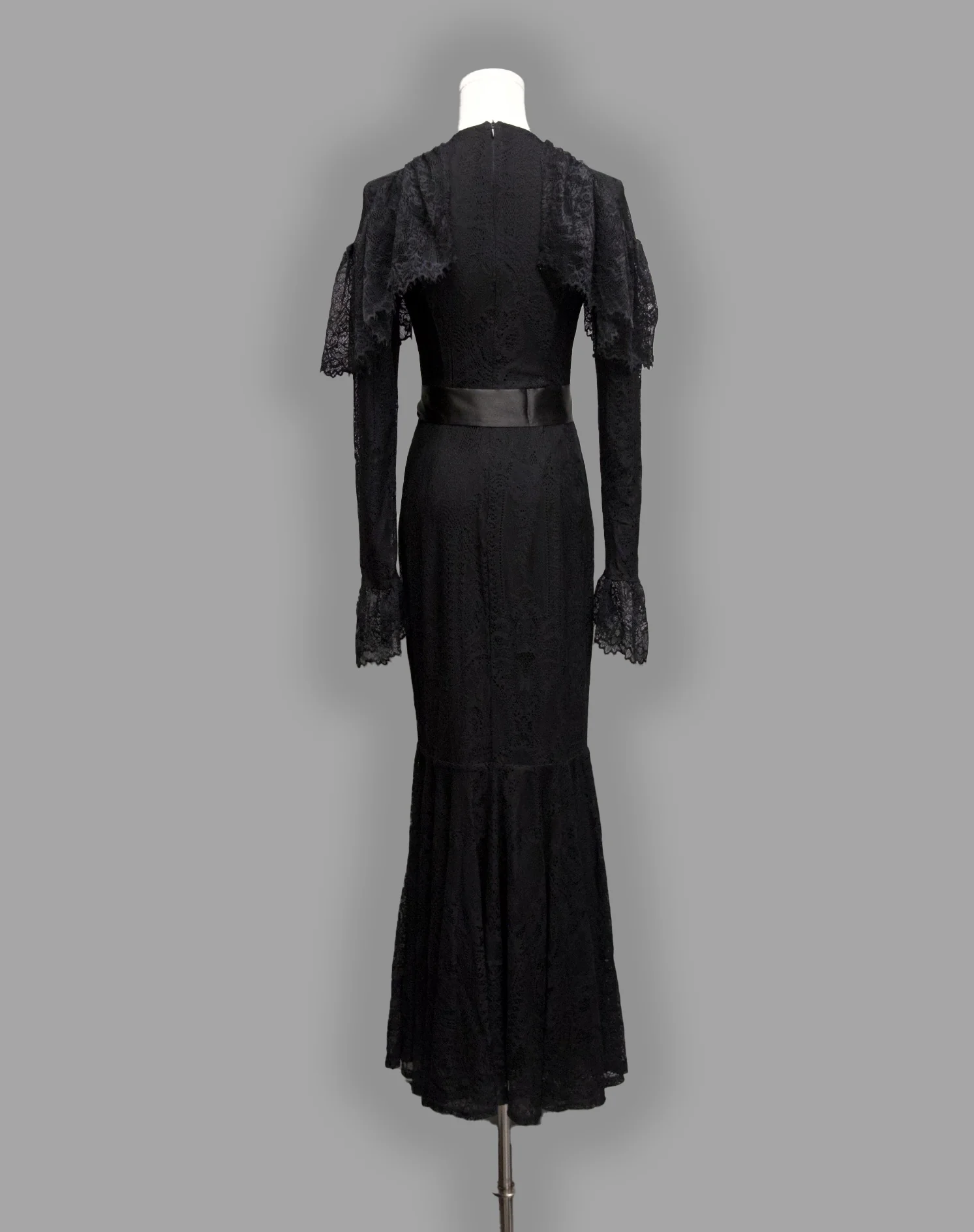 Borden - Lace Mermaid Maxi Dress - Image 15