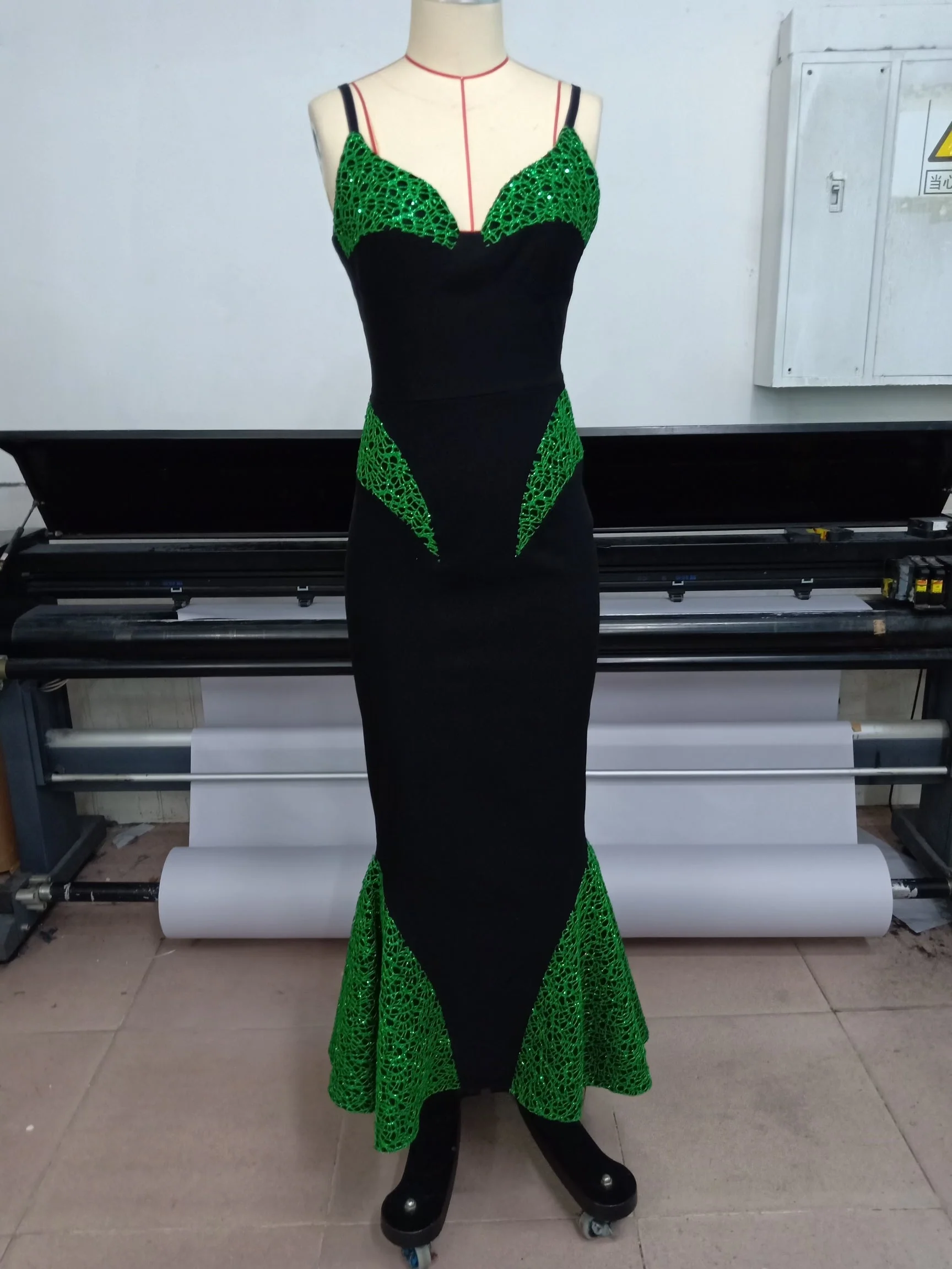 Creature Sparkle Dress in Green - Image 9