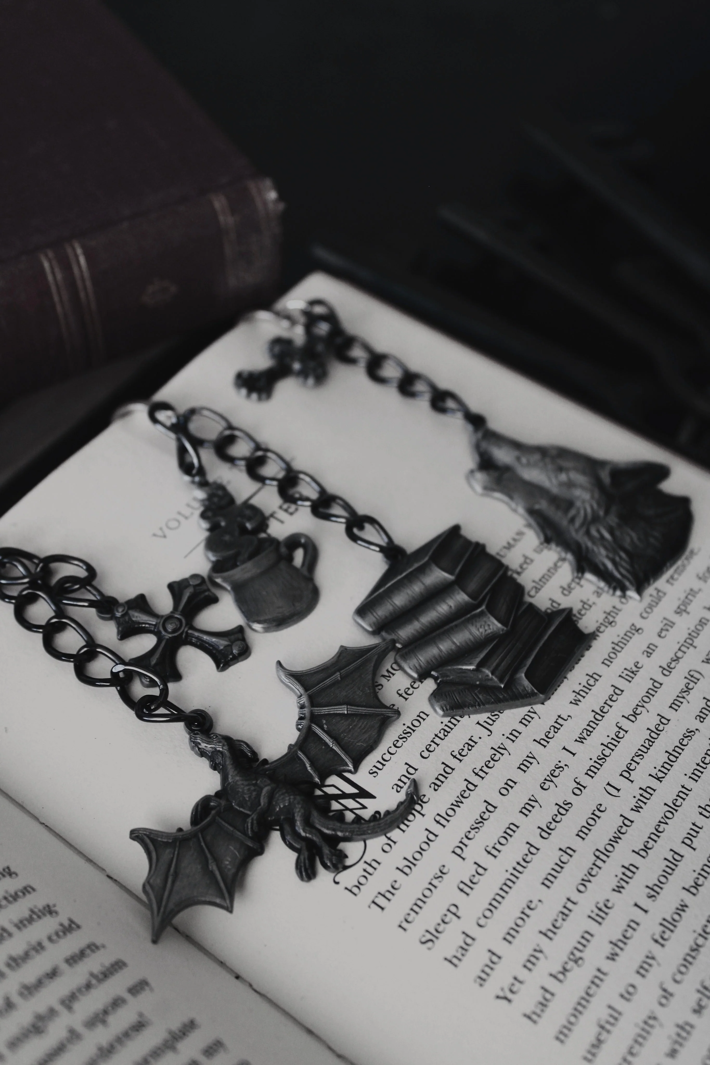Dire Bound Bookmark - Image 3