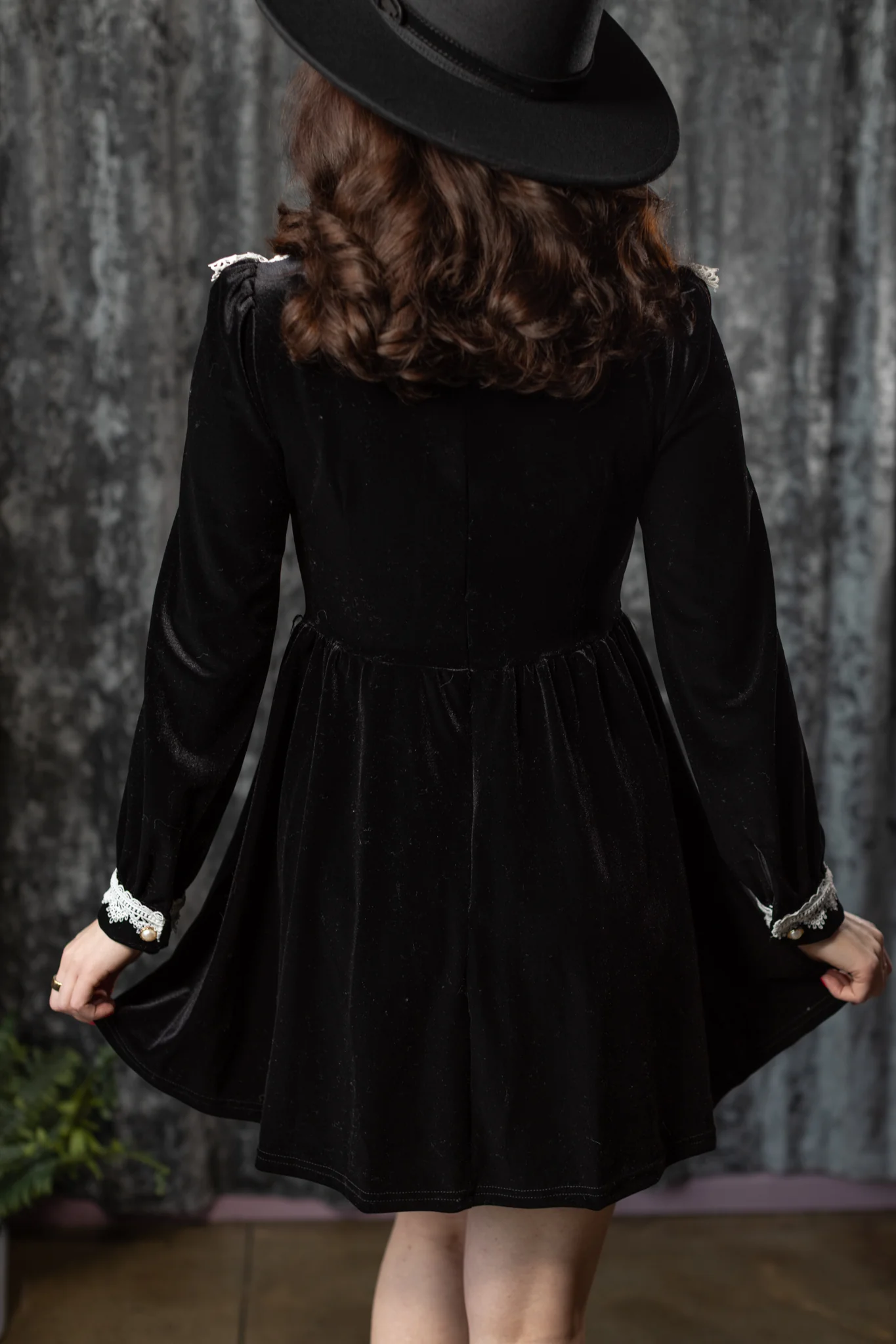 ELORA - Velvet mini dress with collar - PRE-ORDER - Image 6