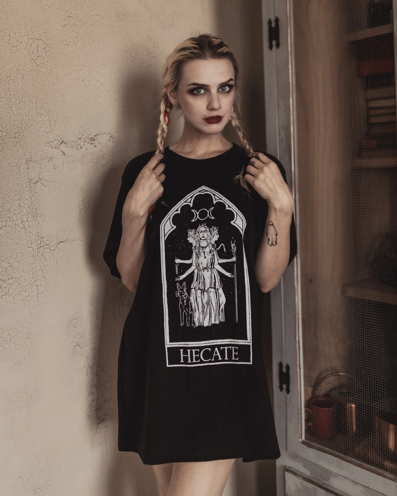 Hecate Oracle Tee - Image 6