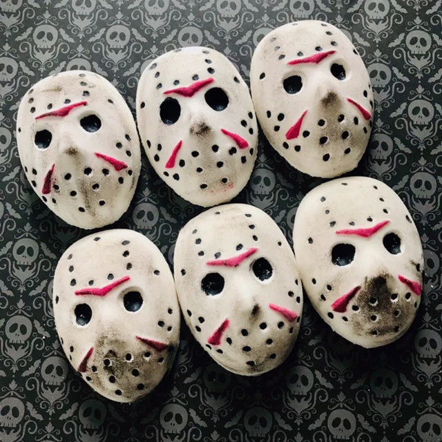 Slasher Bleeding Bath Bomb - Image 3