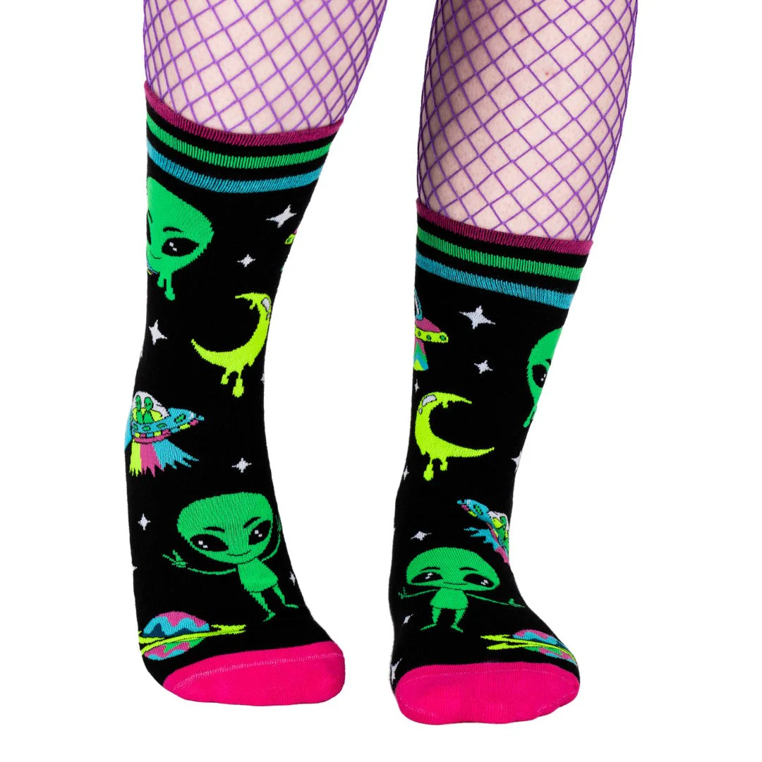 Spaced Out Alien Crew Socks - Image 14