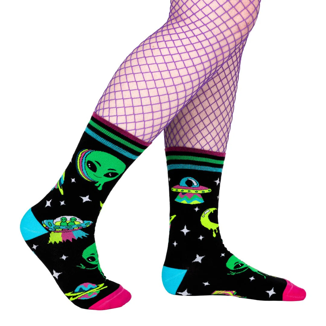 Spaced Out Alien Crew Socks - Image 15