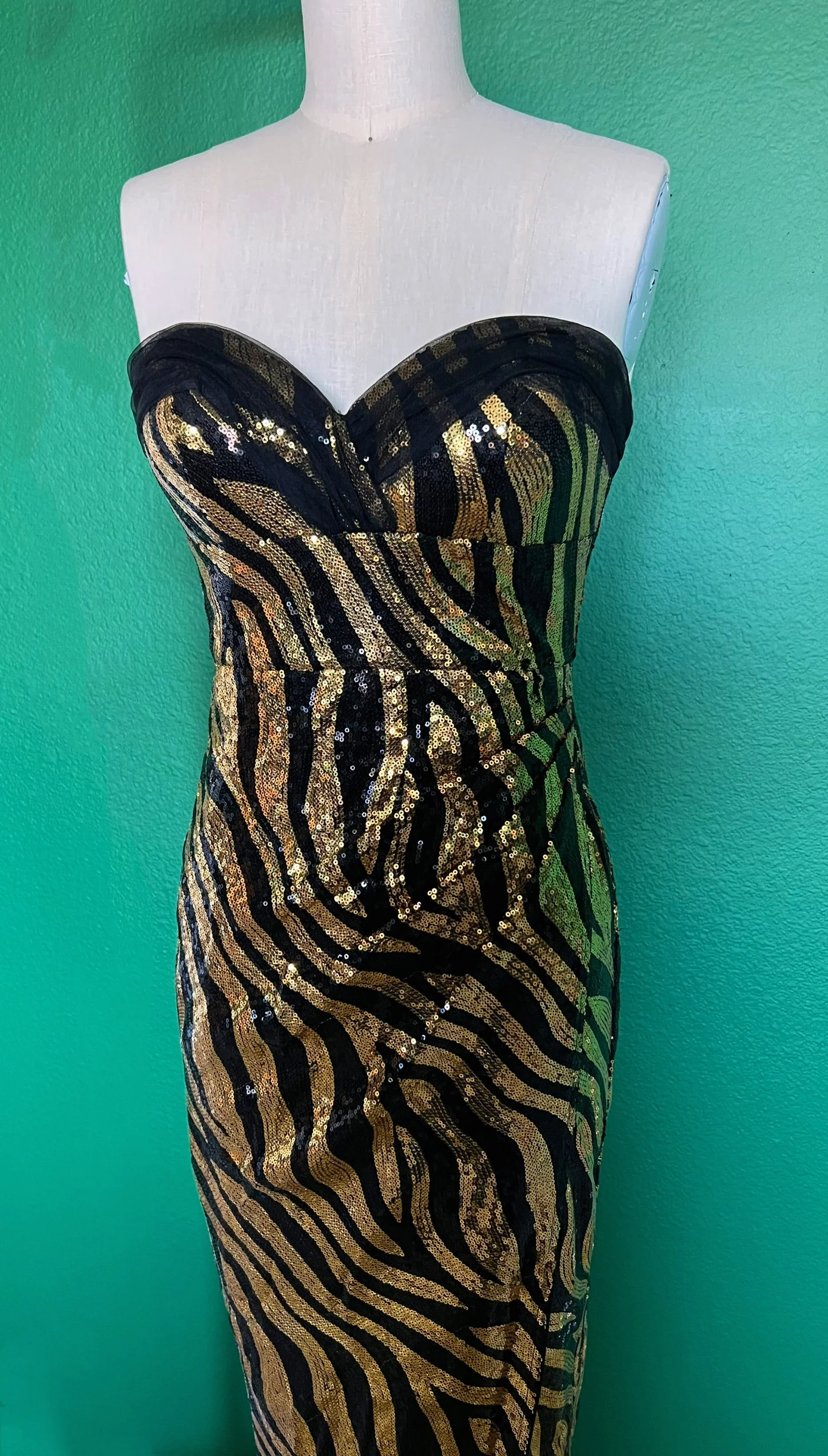 The Girl of my Dreams Sequin Dress - Image 22