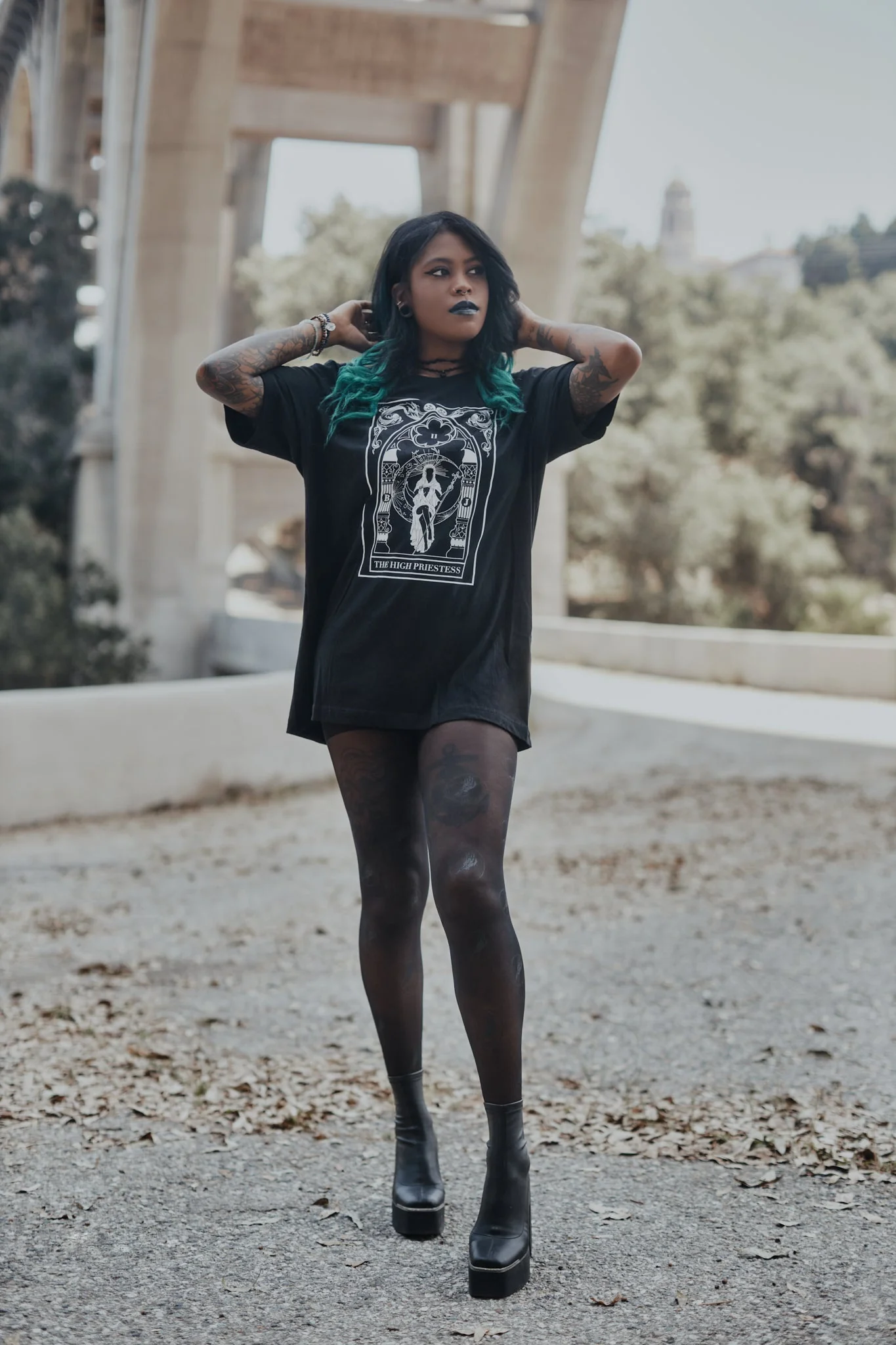 The High Priestess Tarot Tee - Image 4