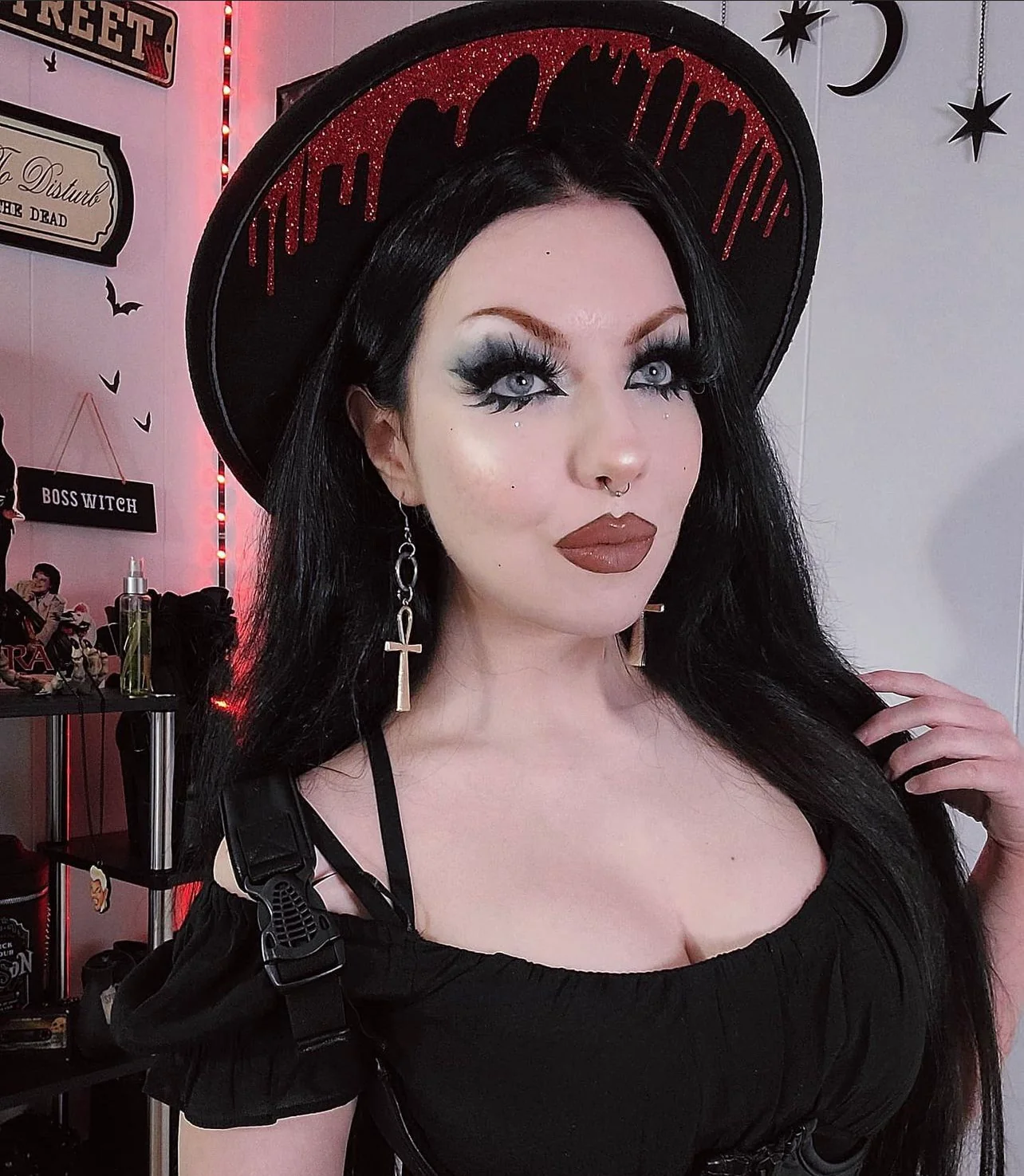 Vegan Felt Hat - Dripping Blood - Image 4