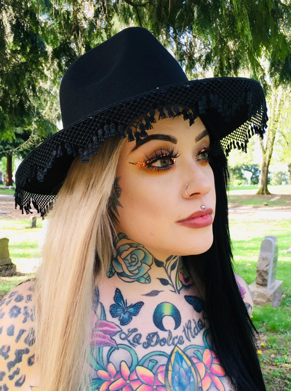 Vegan Felt Hat - Mourning Collection - Fishnet