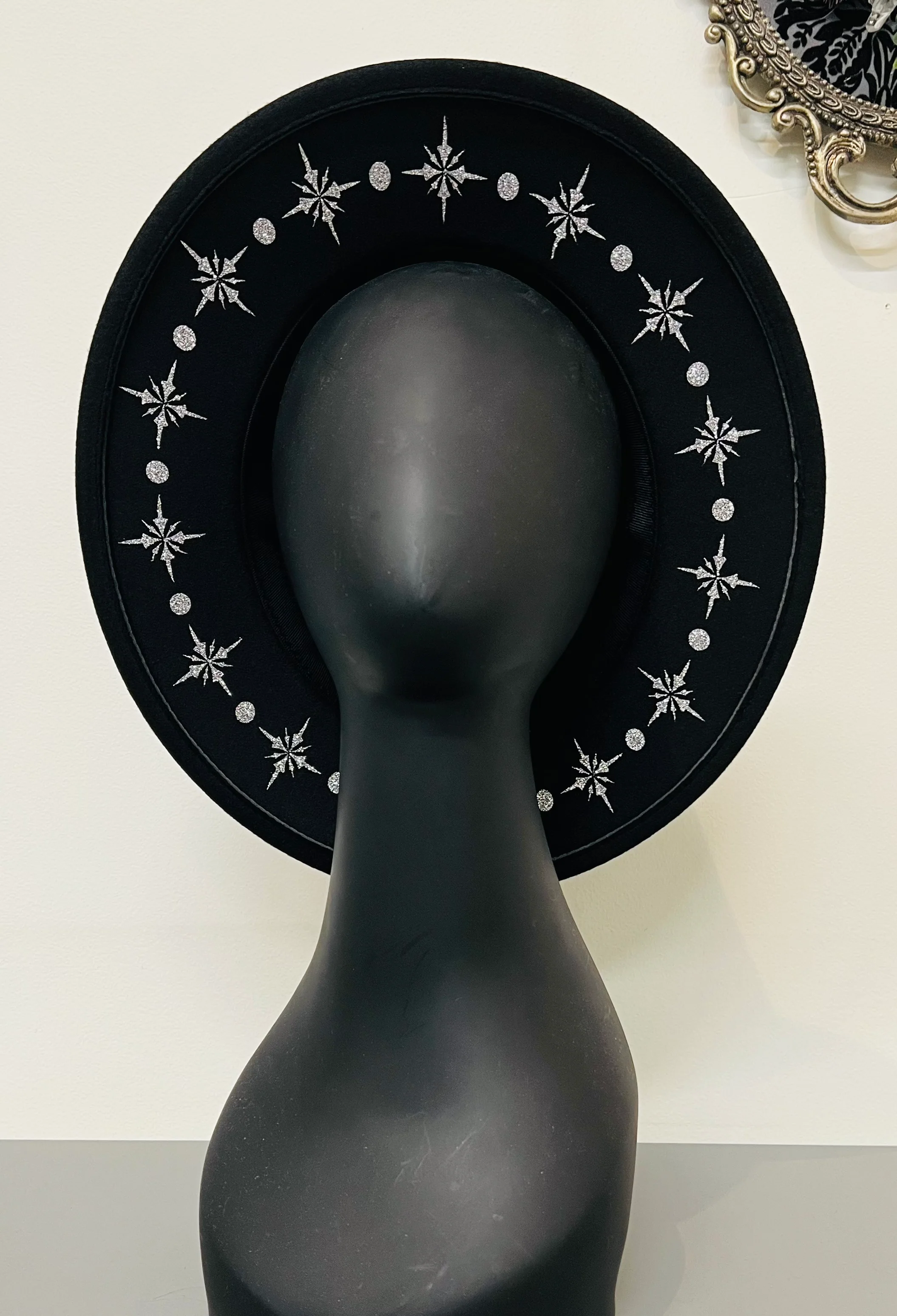 Vegan Felt Hat - Silver Starburst Crown