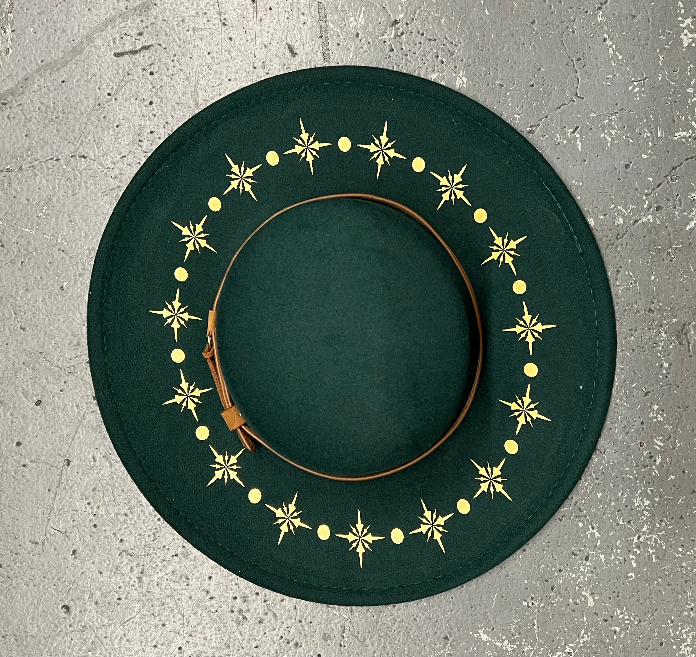 Vegan Felt Wide Brim Hat - Flat Top - Emerald - Starburst