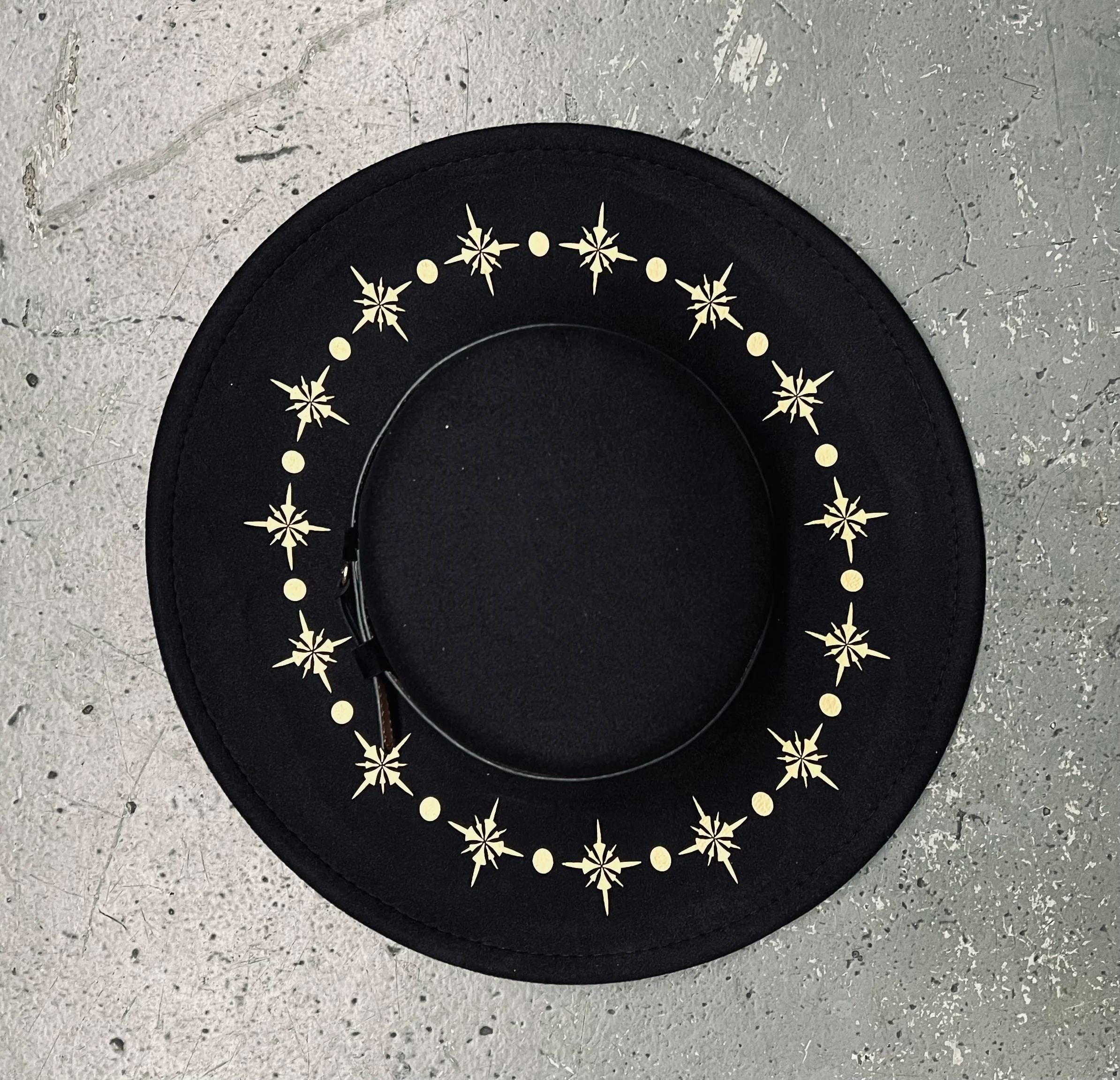 Vegan Felt Wide Brim Hat - Flat Top - Starburst