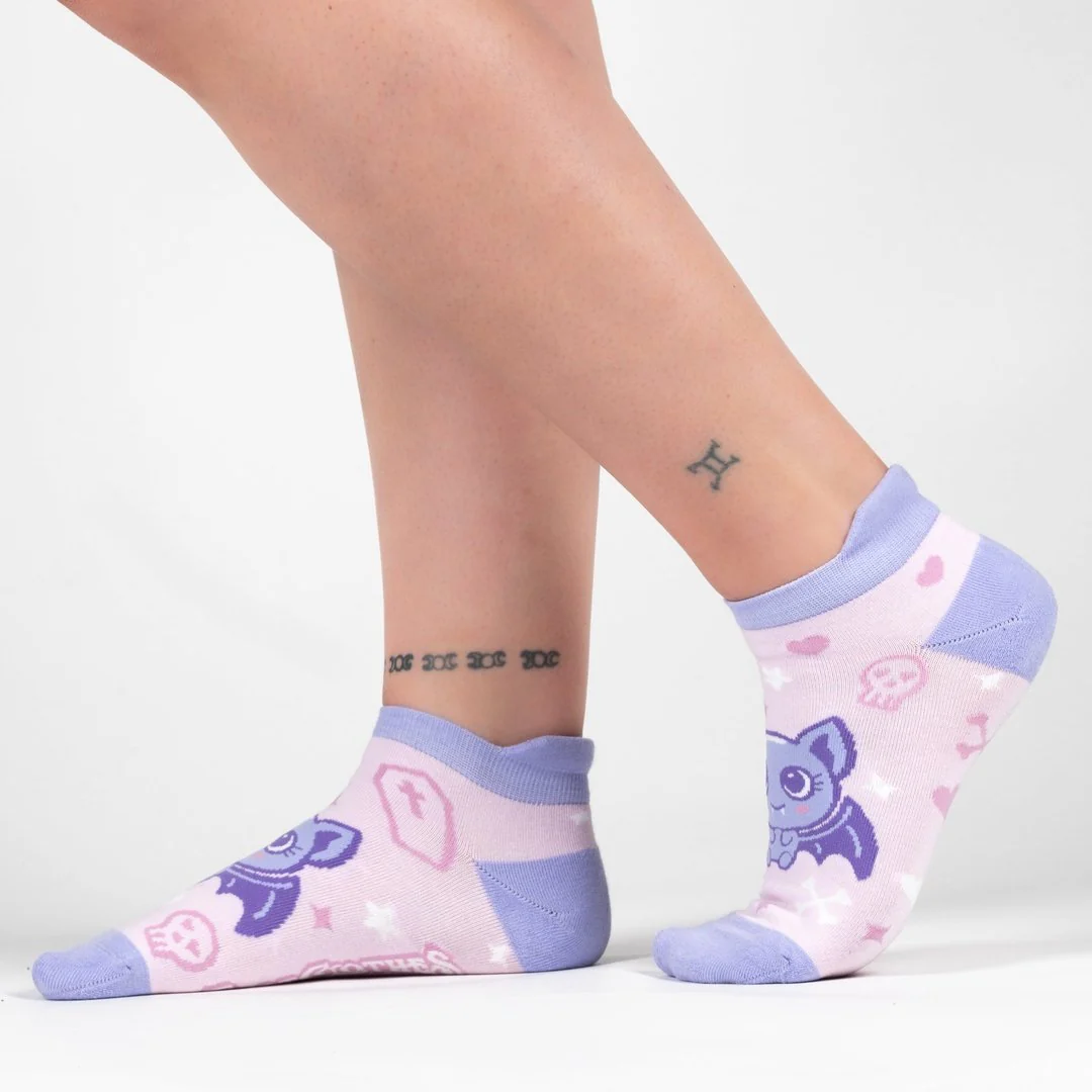 Widdle Bat Guy Ankle Socks - Image 5
