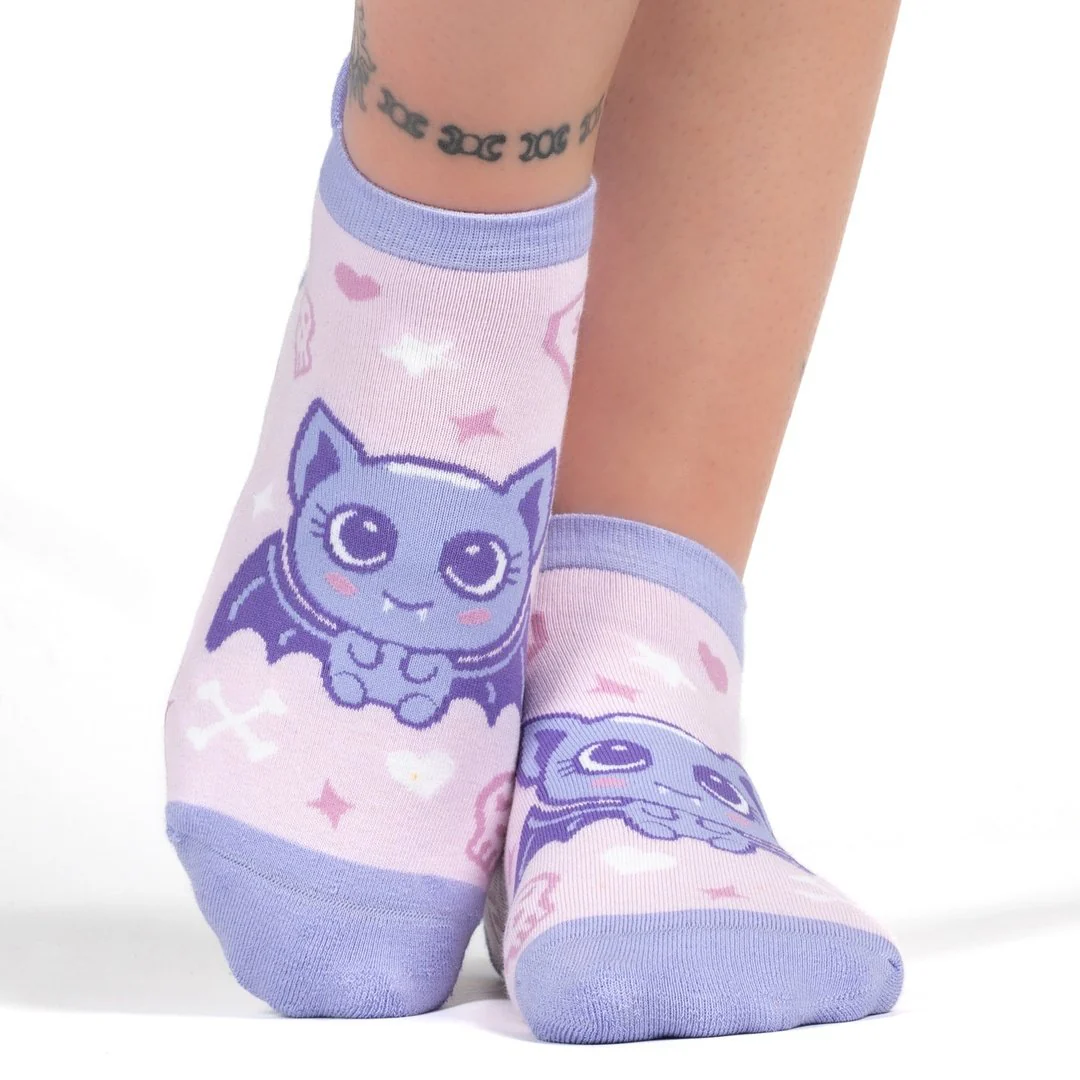 Widdle Bat Guy Ankle Socks - Image 6