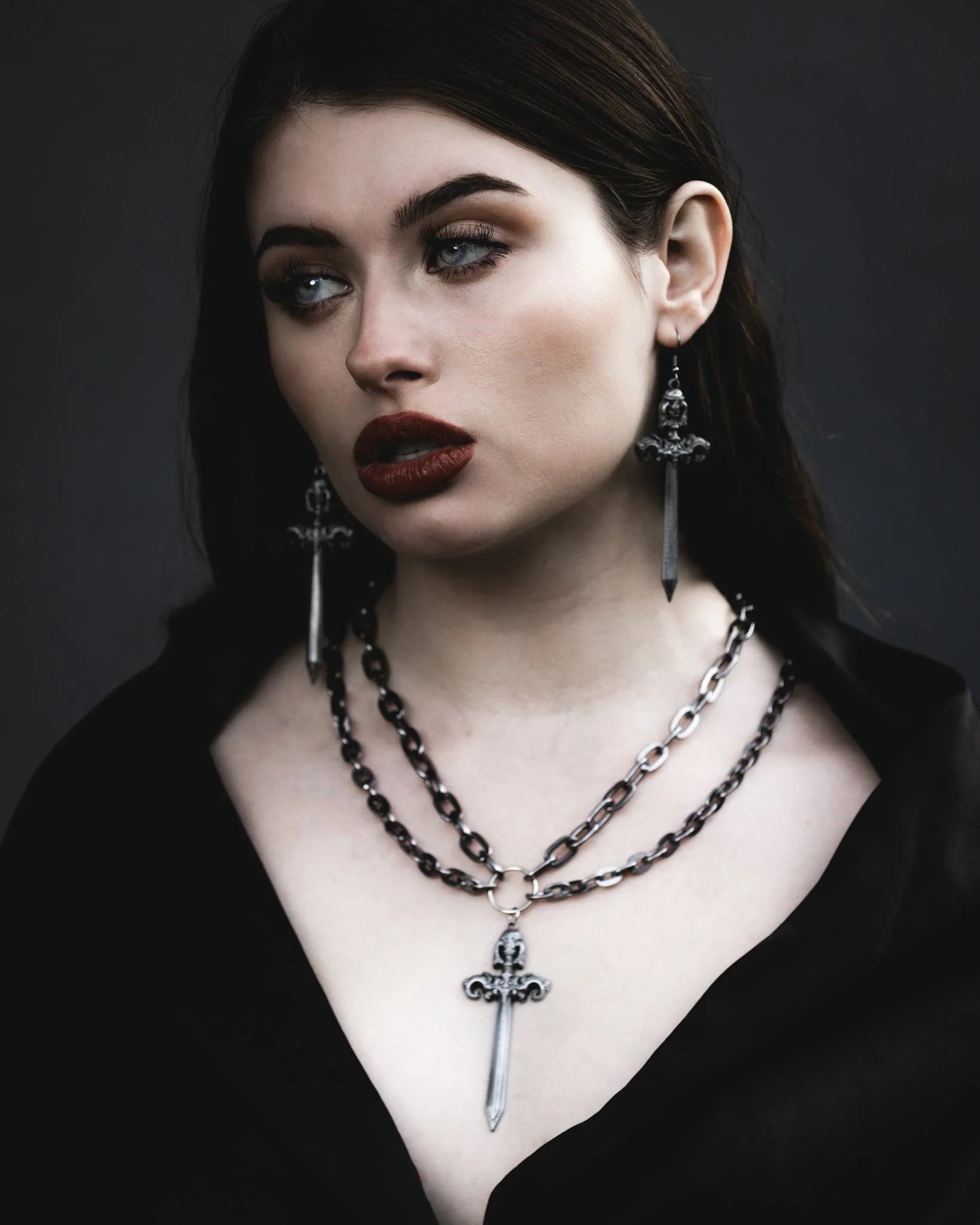 Woe Blade Necklace - Image 3